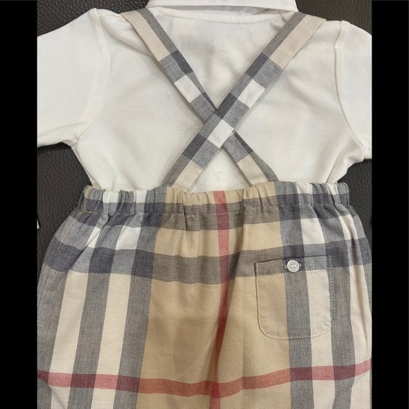 Burberry 2-piece Check Overall & Collared Bodysuit - Picture 11 of 15